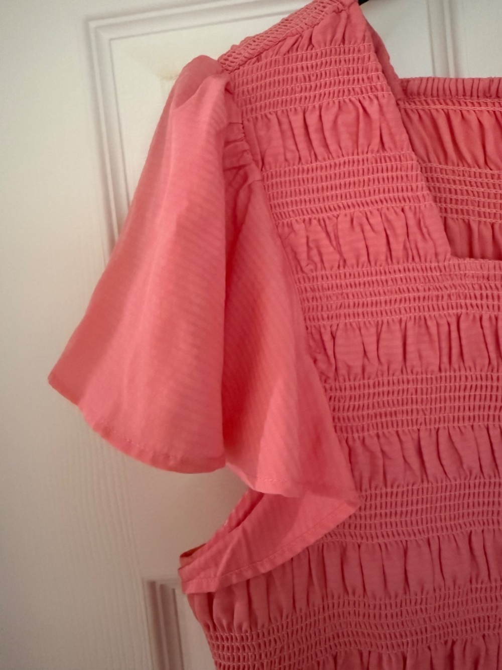 Ivy City Janessa Pink Short Flutter Sleeve Top size large NWOT - Picture 3 of 8
